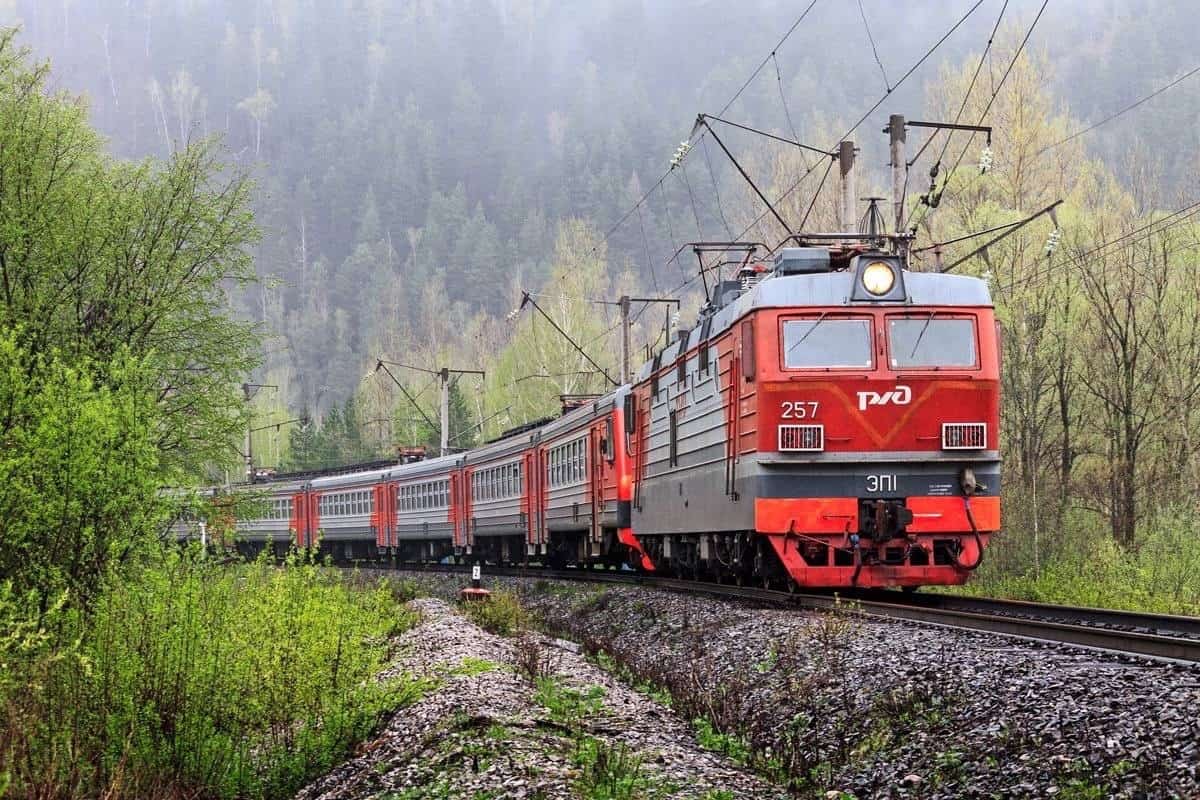 Дәүләт Думаһында тимер юл туризмын үҫтереү тураһында закон ҡабул ителде