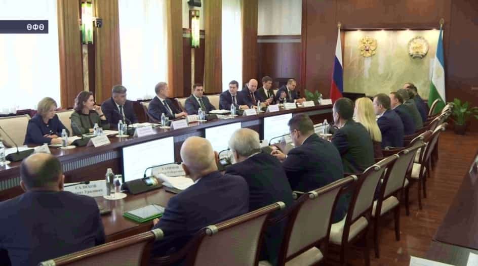 Инвестиция комитетының ултырышында сәнәғәттә һәм социаль өлкәлә яңы башланғыстар ҡаралды