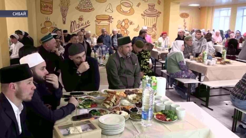 Сибай ҡалаһының Зәйнулла Рәсүлев исемендәге мәсете Һәм «Әссәләм» гәзите ифтар уҙғарҙы