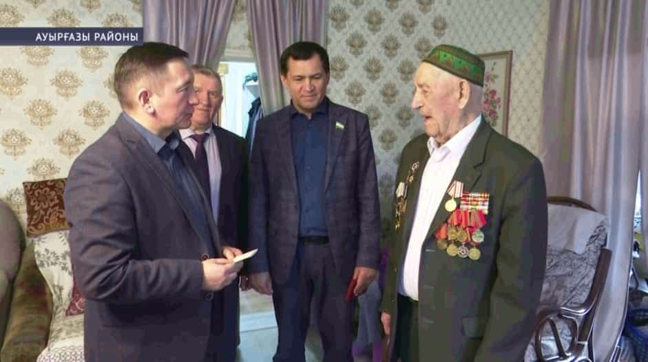 Еңеүҙең тере шаһиты: Шәриф Мөсәғитов 100 йәшен ҡаршылай