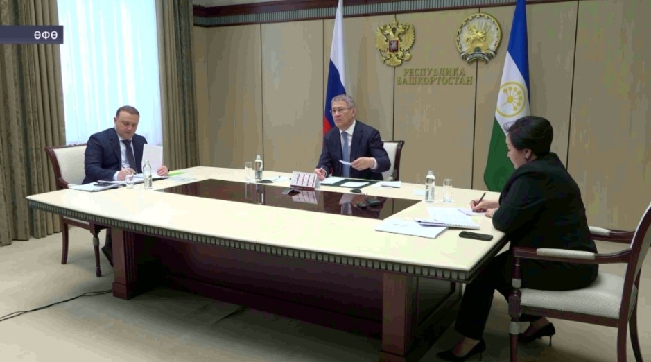 Радий Хәбиров Рәсәйҙә туризмды үҫтереү буйынса Хөкүмәт комиссияһы ултырышында ҡатнашты