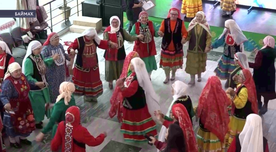 Баймаҡ ҡалаһында милли кейем көнө киң билдәләнде