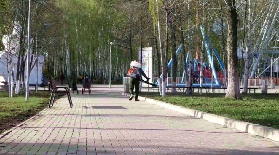 Республика парктары акарицид менән эшкәртелә
