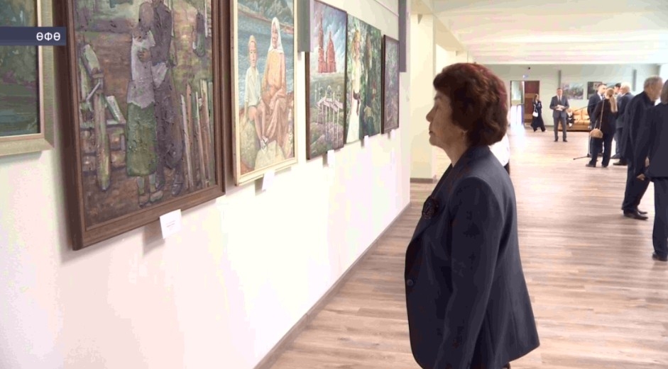 Ҡоролтайҙа фронтовик депутаттарҙың фотоэкспозицияһы асылды