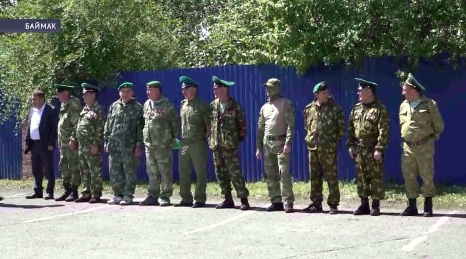 Ил сиге һаҡсылары көнө уңайынан Баймаҡтың уҡыу йорттары командалары хәрби‐спорт ярышында ҡатнашты