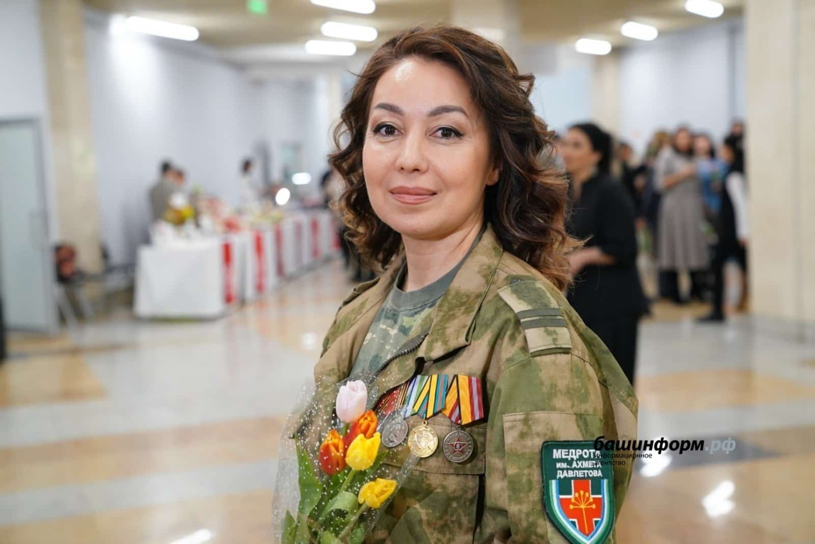 Бөгөн республикала медицина хеҙмәткәрҙәрен ҡотлайҙар