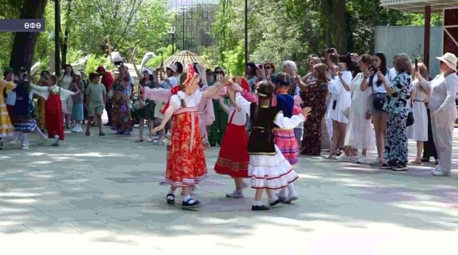 Баш ҡаланың ял парктарында Халыҡ-ара балаларҙы яҡлау көнөнә арналған мәҙәни саралар ойошторолдо