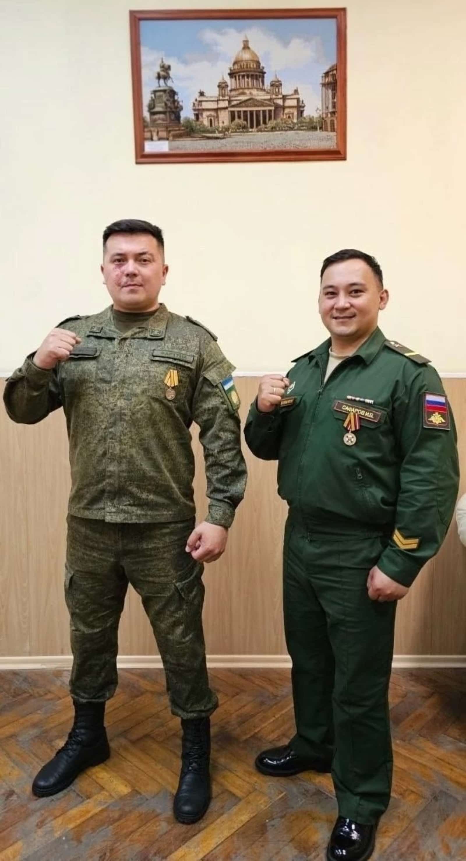 МХОла хеҙмәт иткән артистарға юғары дәүләт наградалары тапшырылған