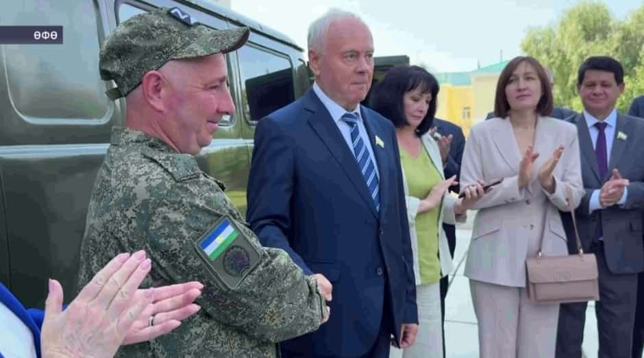 Дәүләт Йыйылышы - Ҡоролтай депутаттары махсус хәрби операция биләмәһенә УАЗ автомобиле оҙатты