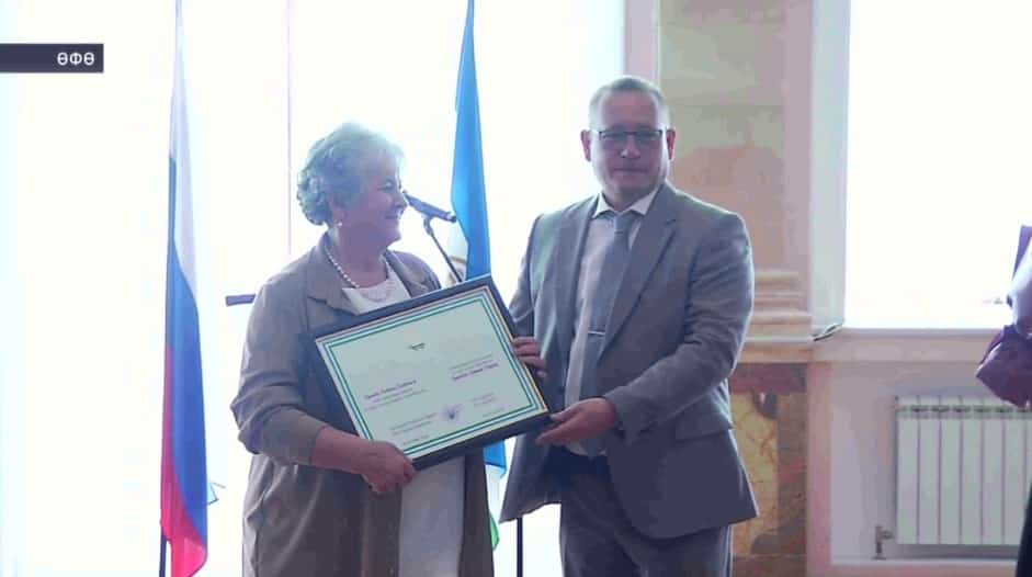 Медицина хеҙмәткәрҙәренә – дәүләт һәм ведомство наградалары