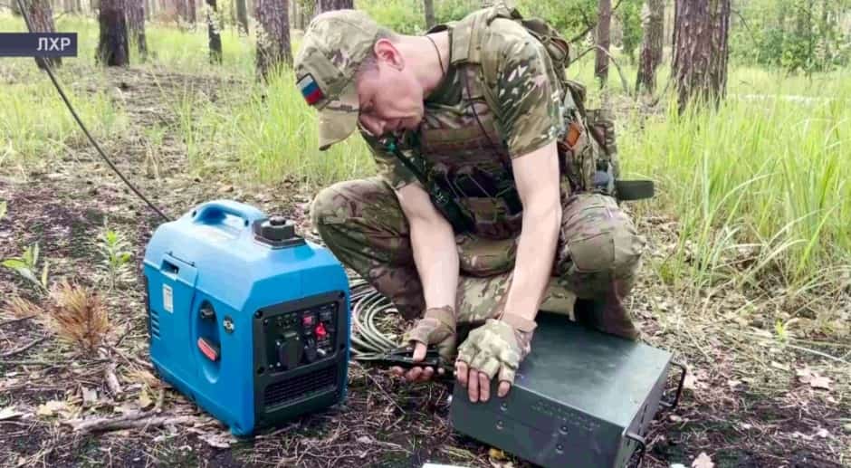 Бишбүләк районы ирекмәндәре махсус хәрби операция биләмәһенә ҡиммәтле элемтә ҡорамалдары оҙатты