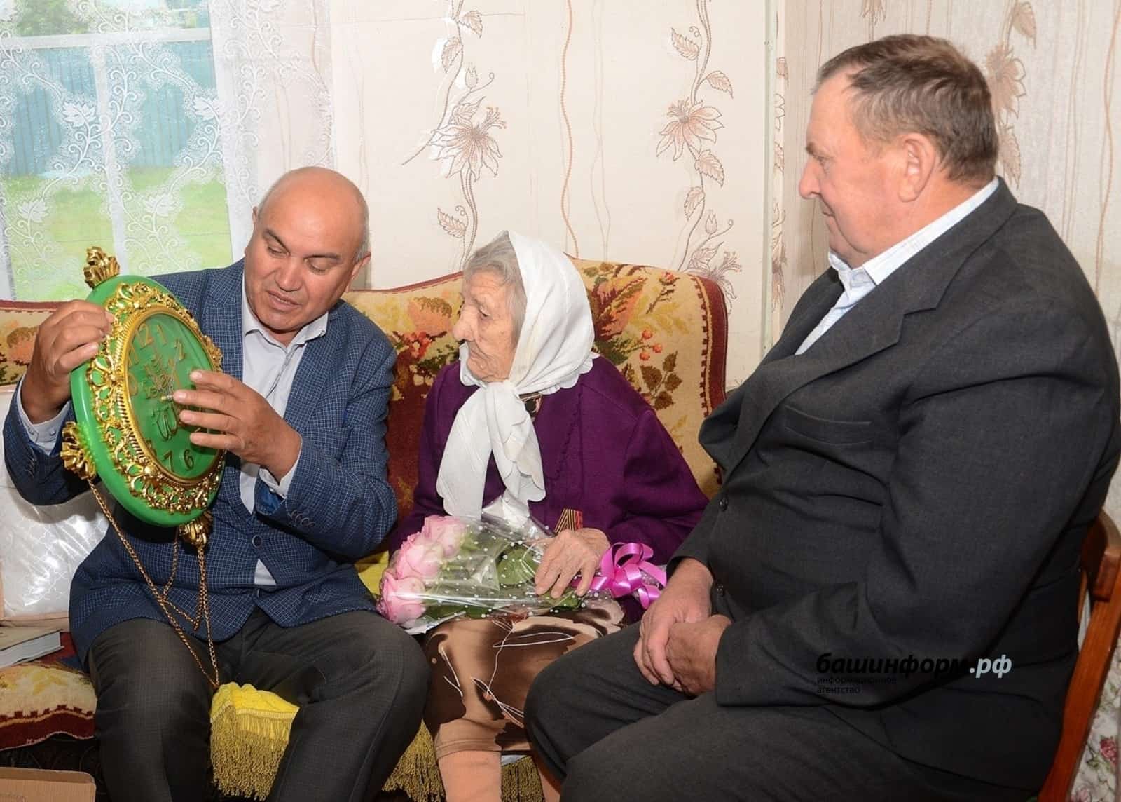 Благовар районында ике инәй 100 йәшен билдәләй