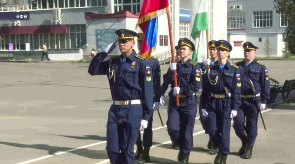 Өфөлә хәрби уҡыу үҙәгендә белем алған ҡыҙҙар хәрби ант бирҙе