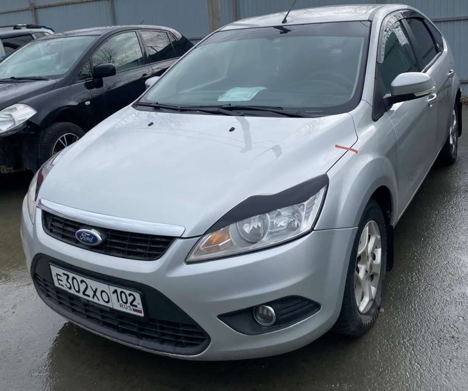 Суд приставтары тартып алған 124 автомобиль фронтҡа ебәрелгән