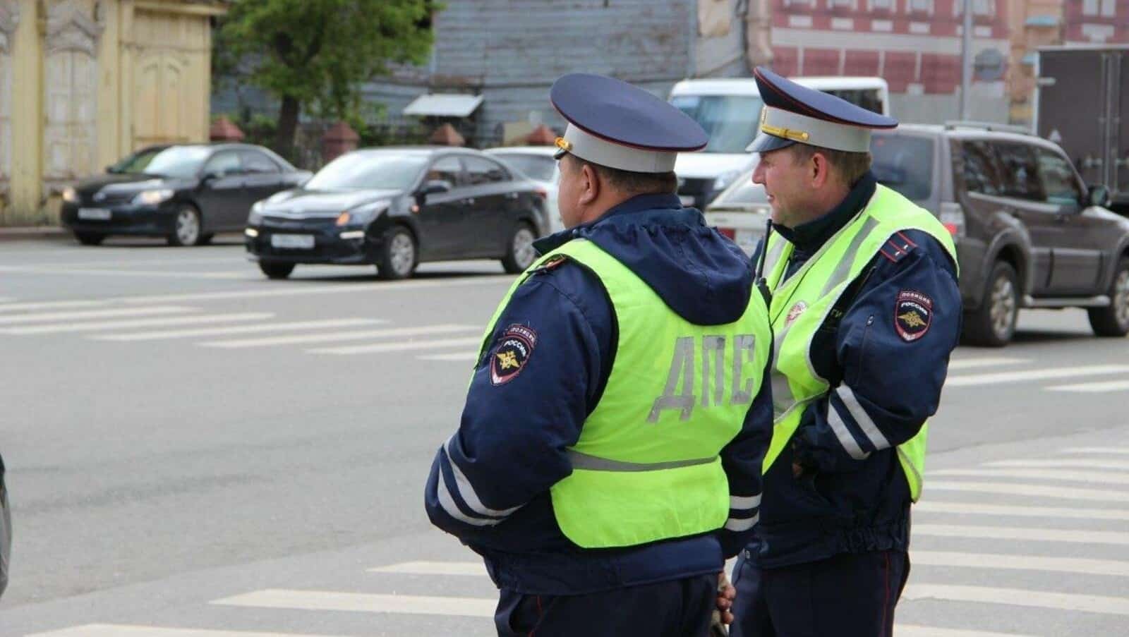 Бөгөн автоинспекторҙар водителдәрҙе тикшерә