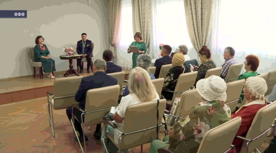 Өфөлә Силәбе өлкәһенең яҙыусылар берекмәһе ағзалары менән ижади осрашыу уҙғарылды