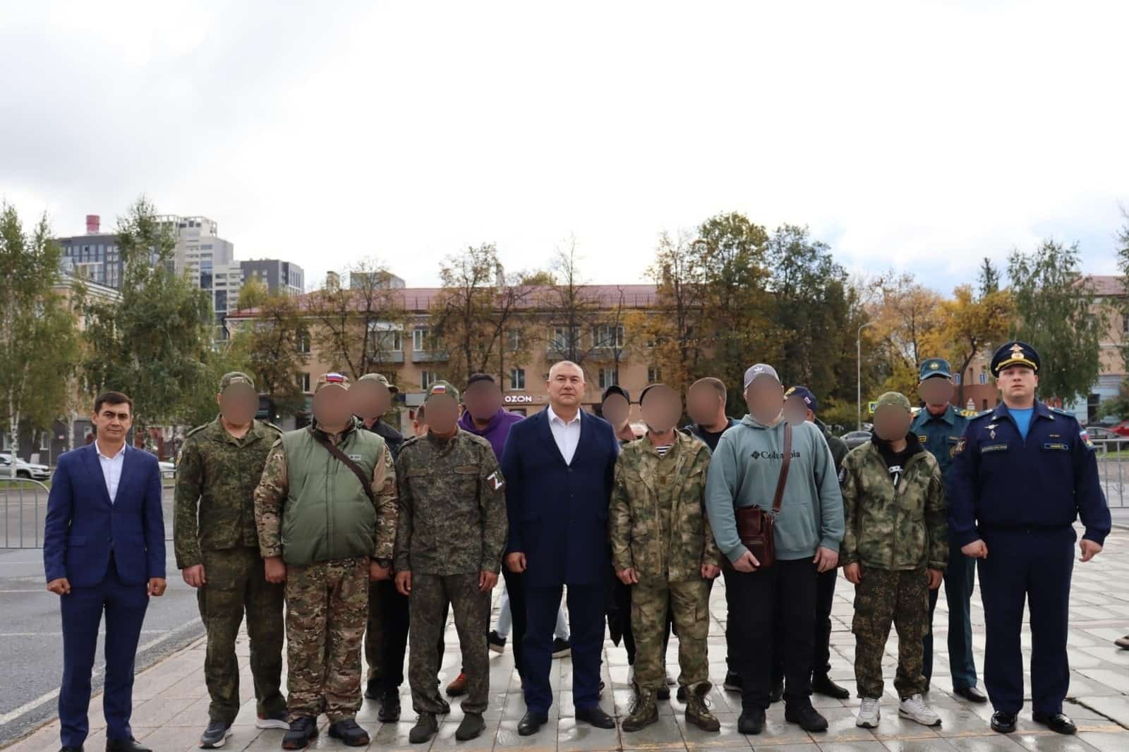 Өфөлә  яугирҙарҙың бер төркөмөн оҙаттылар