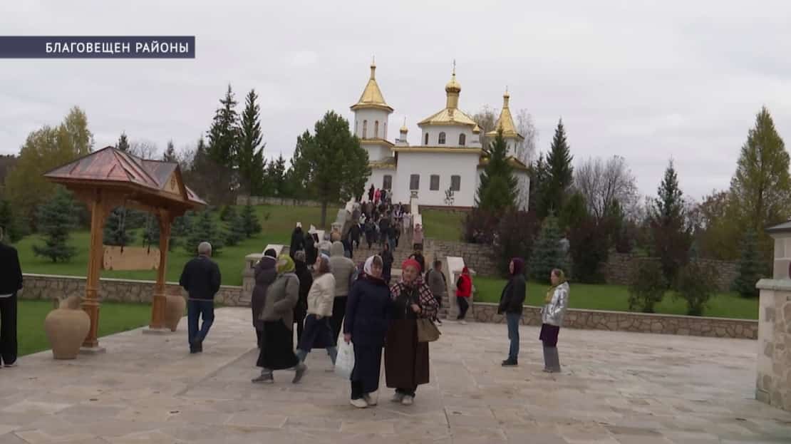 Өфө пенсионерҙары изге урындар буйлап сәфәргә сыҡты