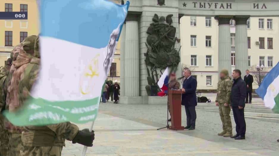 Салауат Юлаев исемендәге батальоны яугирҙарын махсус хәрби операция биләмәһенә оҙатыу тантанаһы үтте