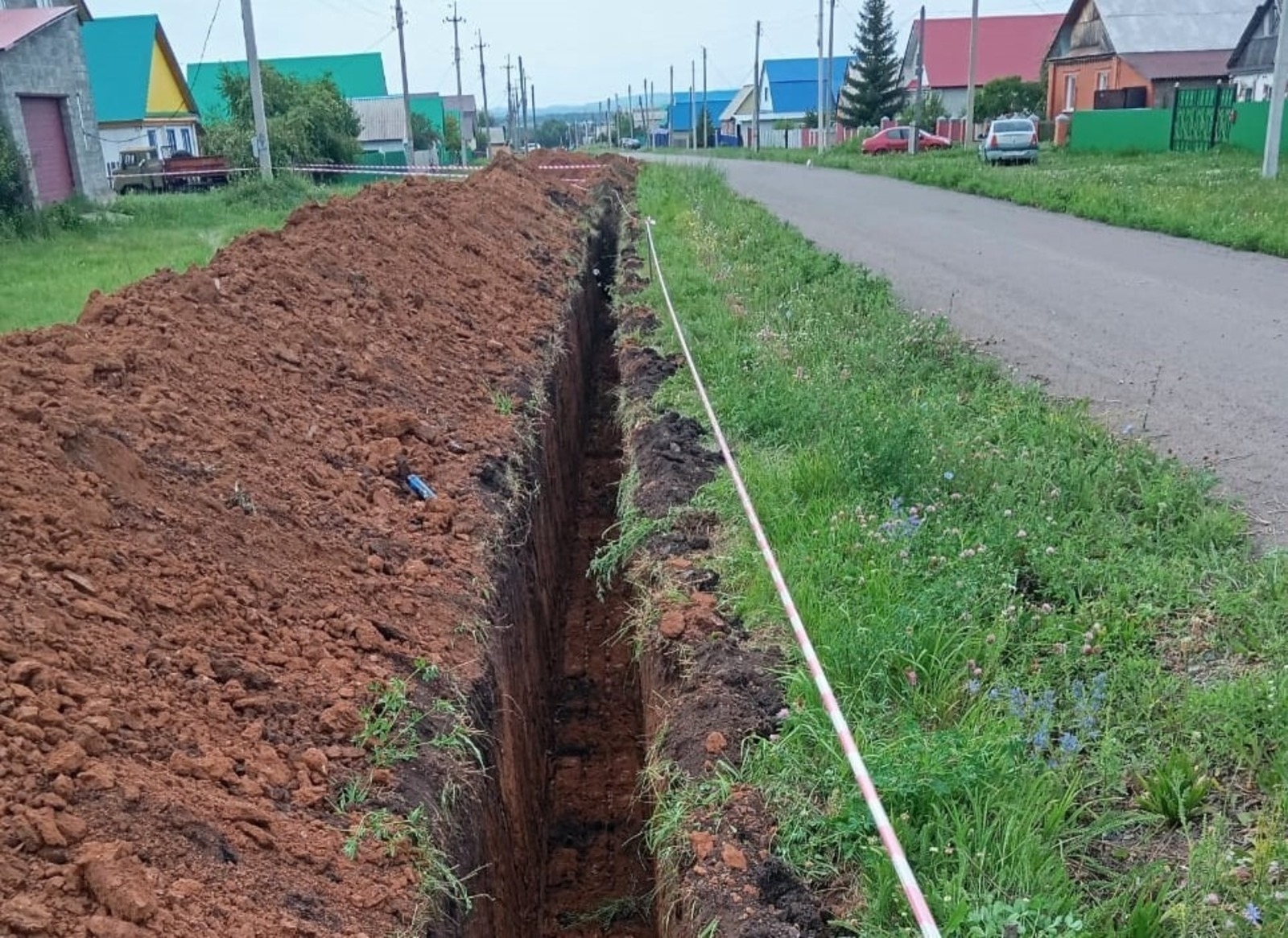 Ейәнсура районы Иҫәнғол ауылында һыу үткәргес селтәрҙәре яңыртылды