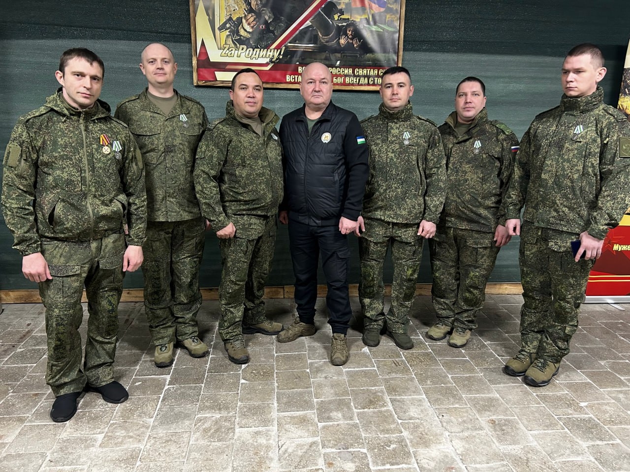 "Башҡортостан" мотоуҡсылар полкы  һалдаттары  бүләкләнде