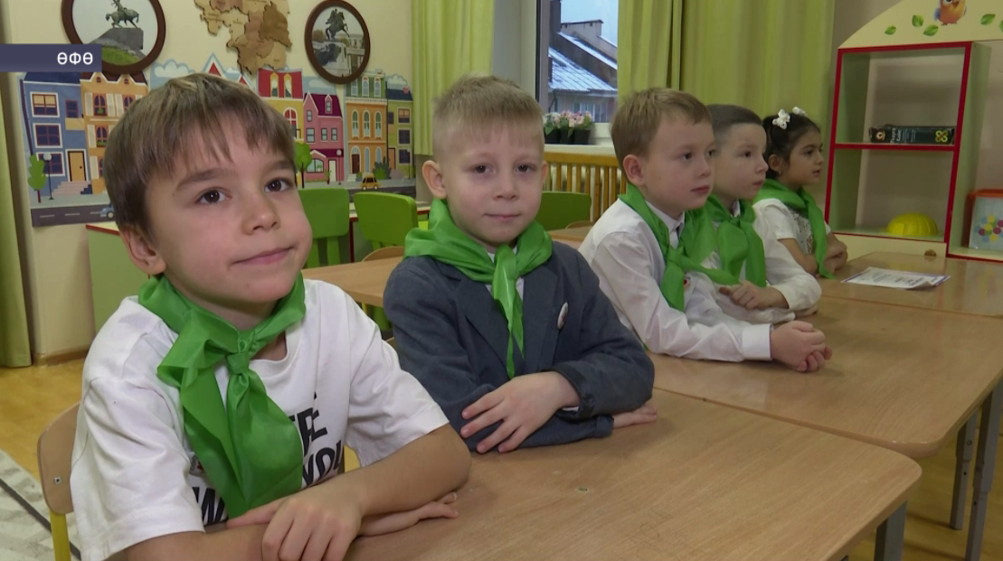 Өфөлә балалар баҡсаһы тәрбиәләнеүселәре Ирекмәндәр көнөн изге эштәр менән ҡаршыланы