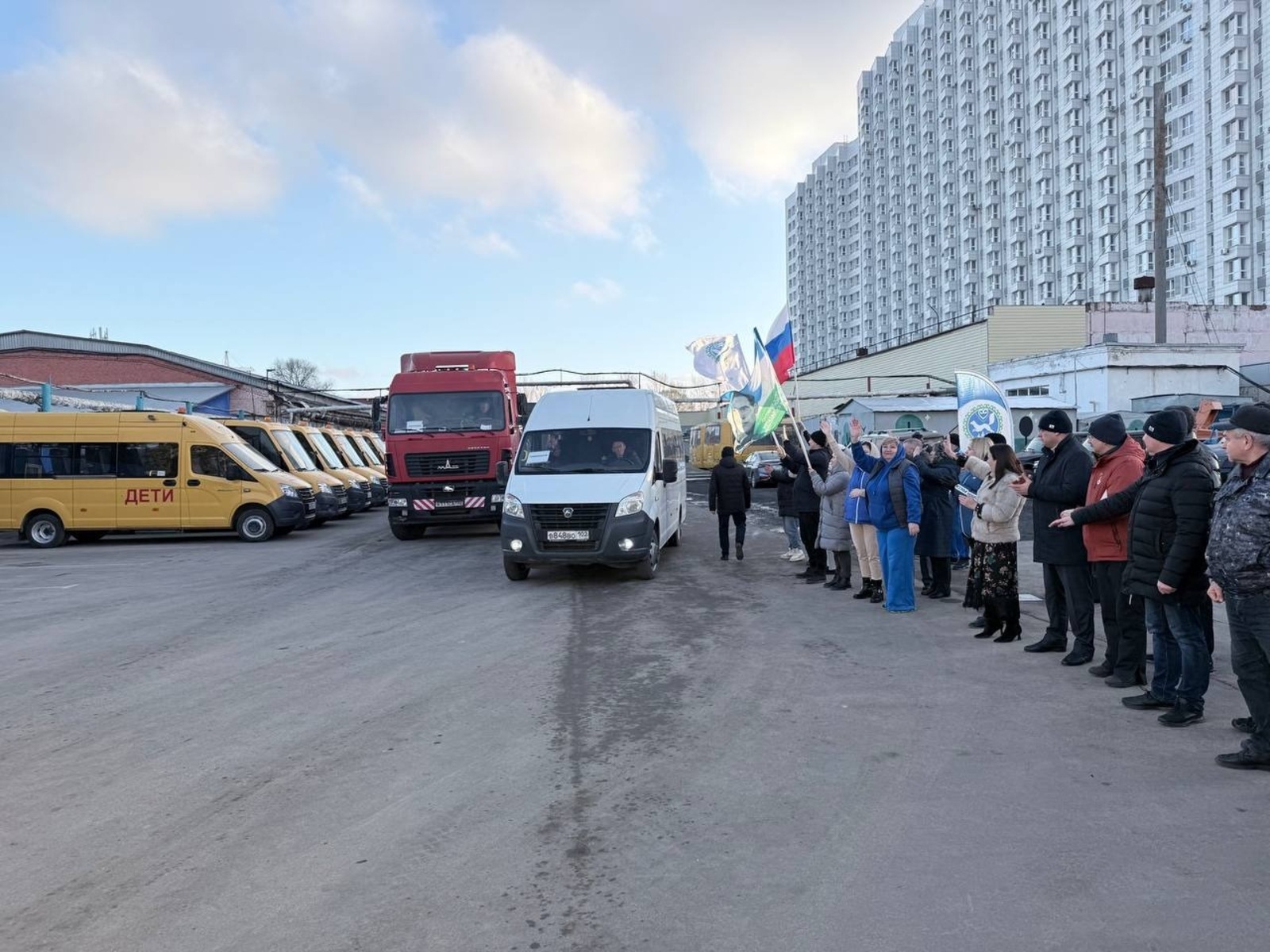 Өфө яугирҙары Яңы йыл алдынан автомобиль һәм мототехника ала