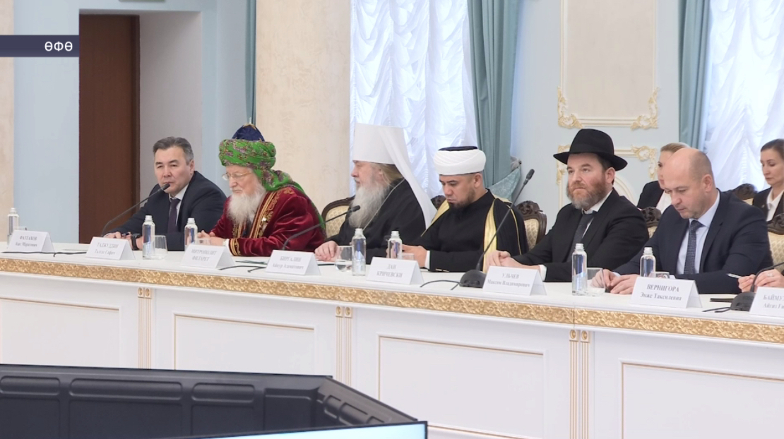 Республикала Радий Хәбиров етәкселегендә милләт-ара мөнәсәбәттәр советы ултырышы үтте