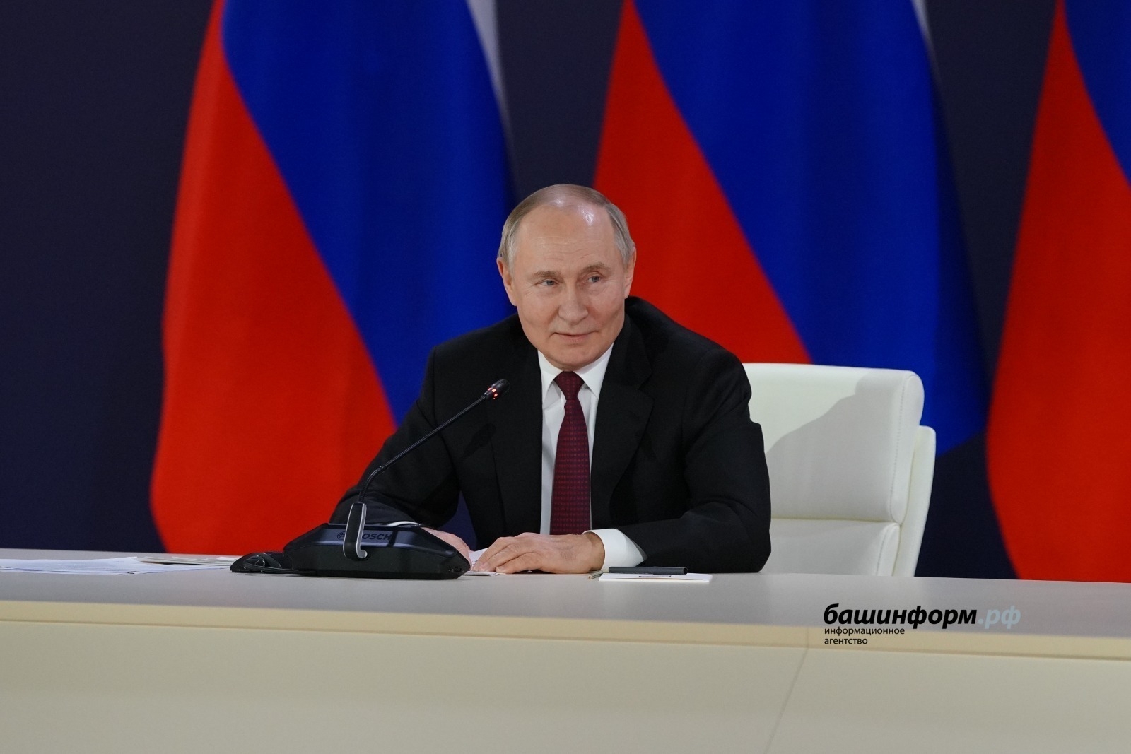 Иртәгә Рәсәй президенты менән тура бәйләнеш үтә