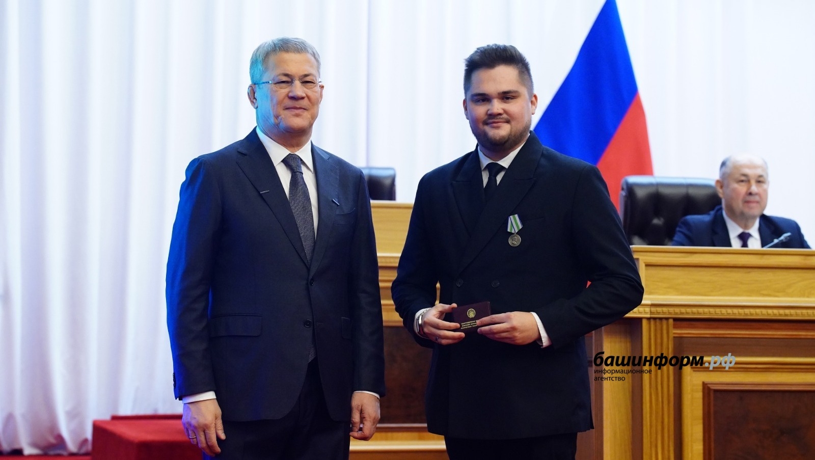 Радий Хәбиров “Дөрөҫлөк. Яуаплылыҡ. Ҡаһарманлыҡ” конкурсының әһәмиәтен баһаланы