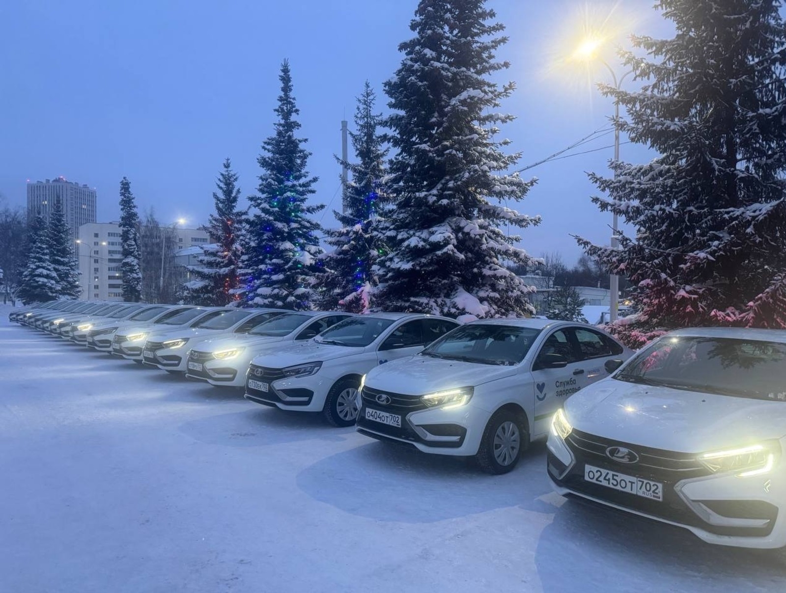 Башҡортостан  дауаханалары Яңы йыл алдынан яңы автомобилдәр алды