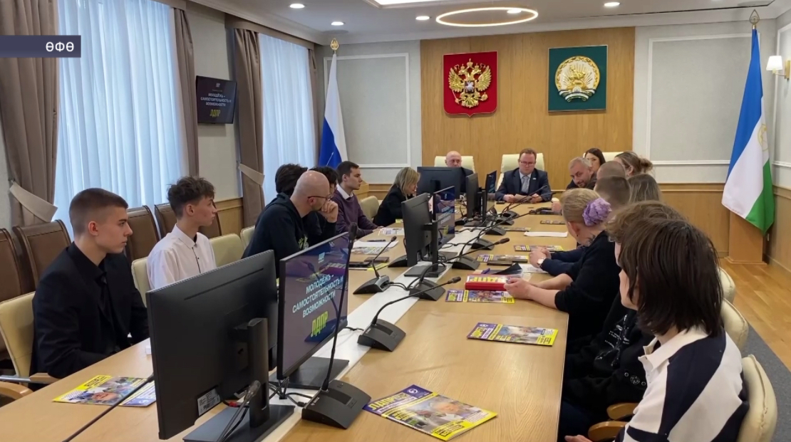Ҡоролтайҙа либерал демократтар мәғариф мәсьәләләре буйынса асыҡ һөйләшеү уҙғарҙы
