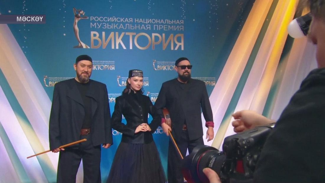 «Әй йола» төркөмө «Йылдың поп-төркөмө» номинацияһында еңде