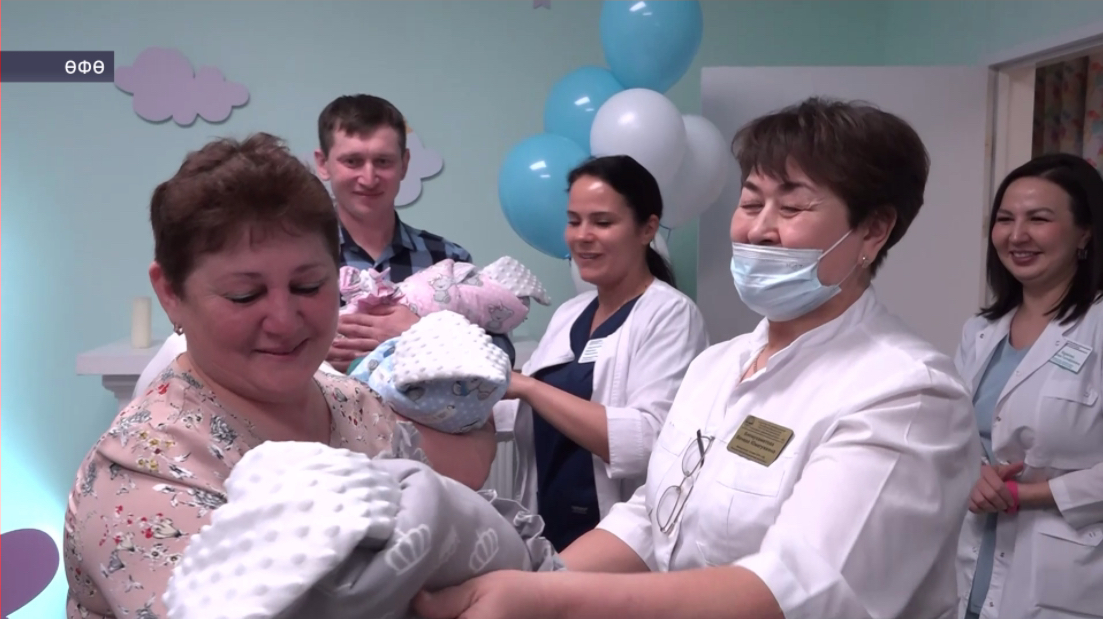 Республика клиник перинаталь үҙәгенән быйыл тәүге өс игеҙәк бала сығарылды
