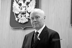 Дәүләт Йыйылышы-Ҡоролтай рәйесе Константин Толкачев арабыҙҙан  китте