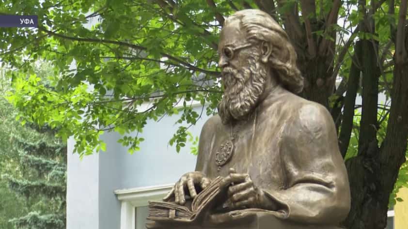 В Уфе торжественно открыли памятник Луке Крымскому