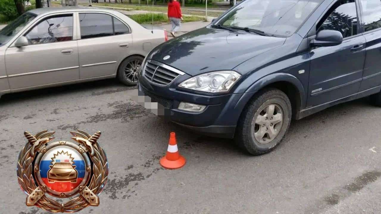 В Уфе автомобилист сбил маму с маленьким ребёнком