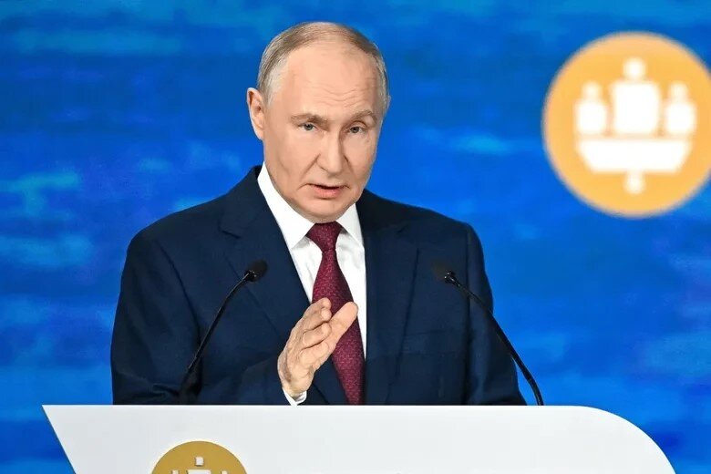 Владимир Путин: "Беҙҙең ил глобаль иҡтисади системаның айырылғыһыҙ өлөшө"