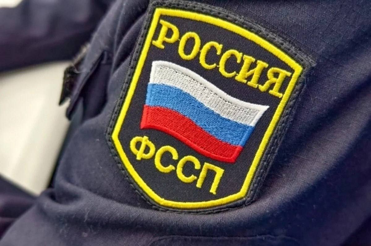 Житель Башкирии заперся в авто из-за долгов по отоплению