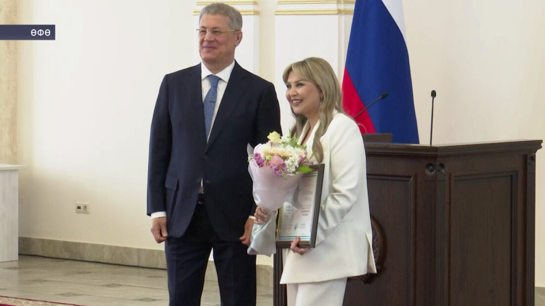 Радий Хәбиров Рәсәй көнө алдынан 70 хеҙмәт алдынғыһына дәүләт наградалары тапшырҙы