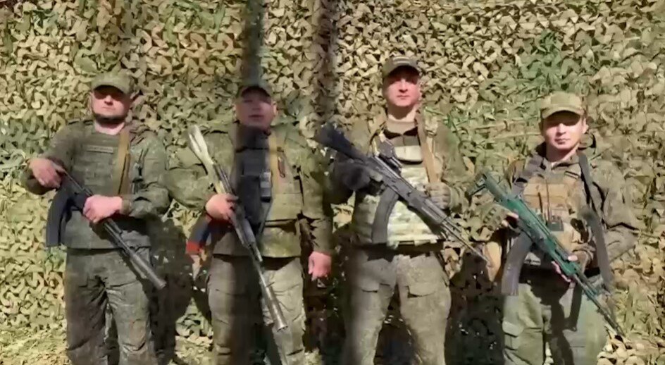 Бойцы СВО поздравили жителей Башкирии с тройным праздником