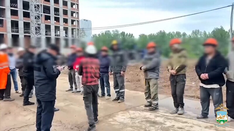 В Уфе выявили 200 фактов фиктивной регистрации иностранцев