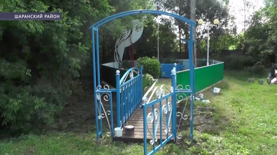В Шаранском районе прошел субботник на старинном колодце