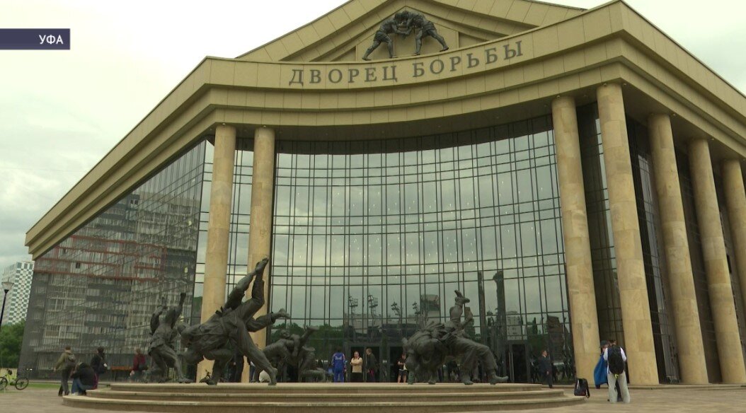 Магомедсалам Магомедов оценил возможности Дворца борьбы в Уфе