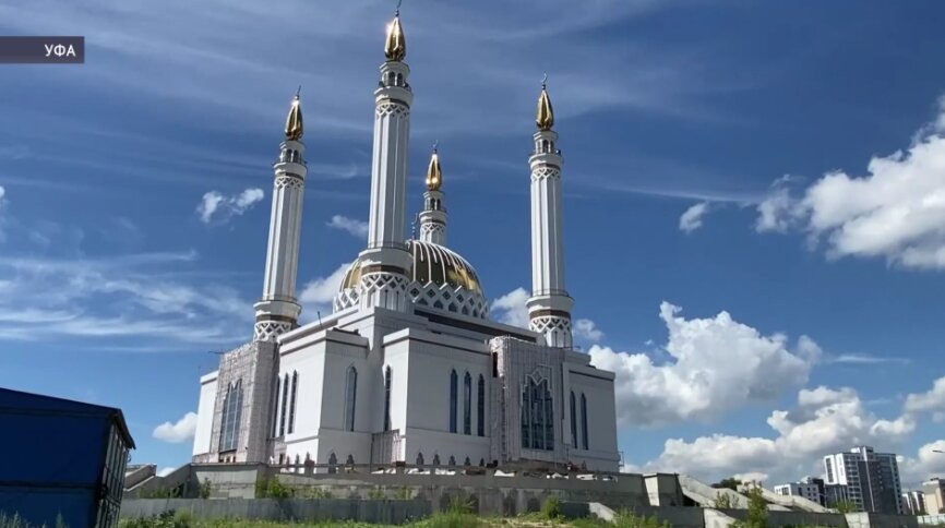 В Уфе общественники ознакомились с ходом строительства мечети «Ар-Рахим»