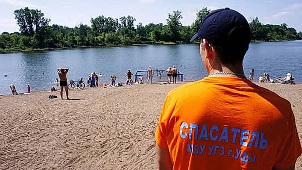 В Уфе два парня едва не погибли на озере