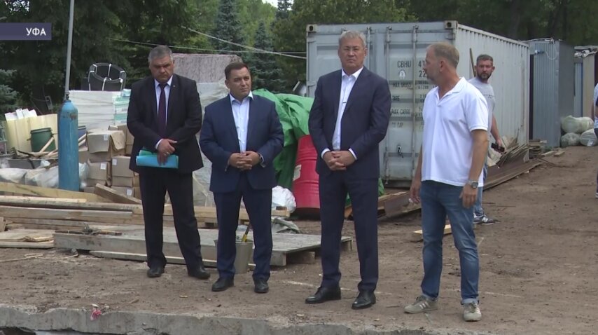 Глава Башкирии ознакомился с ходом реконструкции парка им. Ленина в Уфе