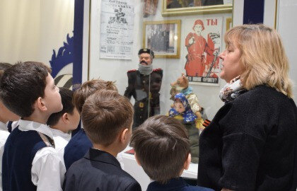 Путешествие по закулисью Театра кукол