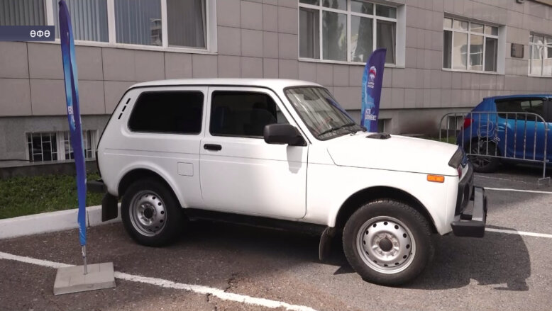 Өфөнән махсус хәрби операция яугирҙарына Нива автомобиле оҙатылды