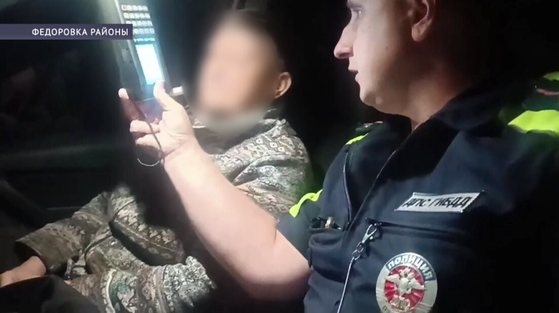 Федеровка районында иҫерек килеш мотоцикл йөрөткән ҡатын тотолған